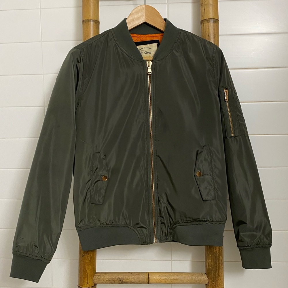 Ci Sono olive bomber